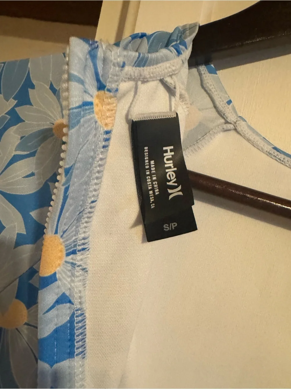 NWT Hurley Blue Floral Long-Sleeve surf Swimsuit small